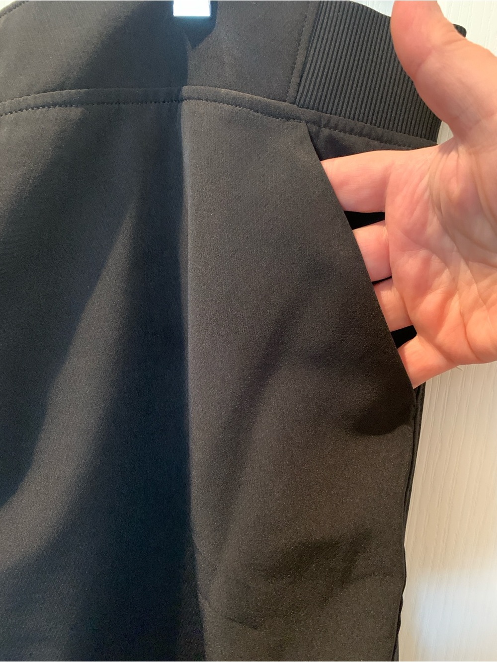 32 Degrees Cool Women’s Black Elastic Waist Athletic Skort with Pockets Size XL - Picture 3 of 9